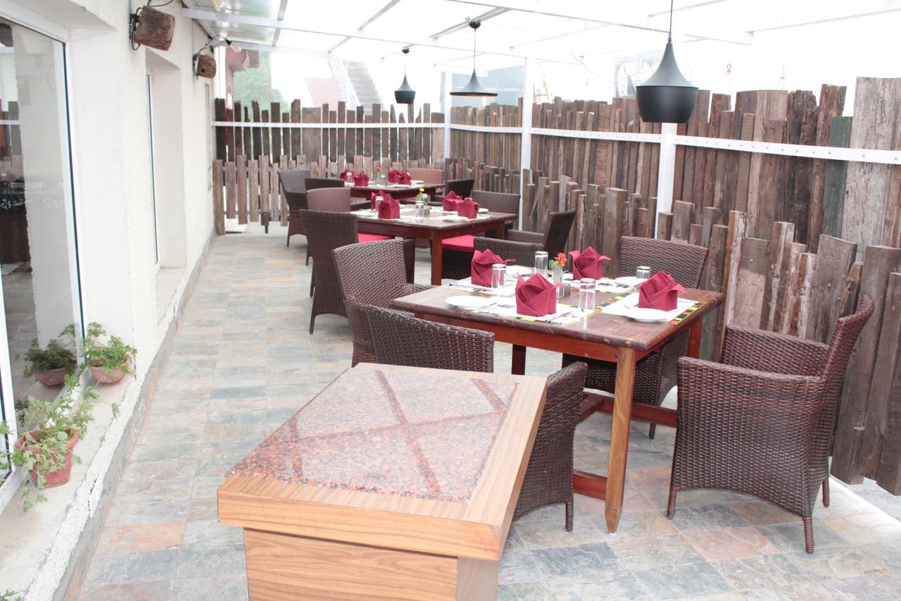 One Earth Royale Boutique Hotel Mussoorie Eksteriør billede