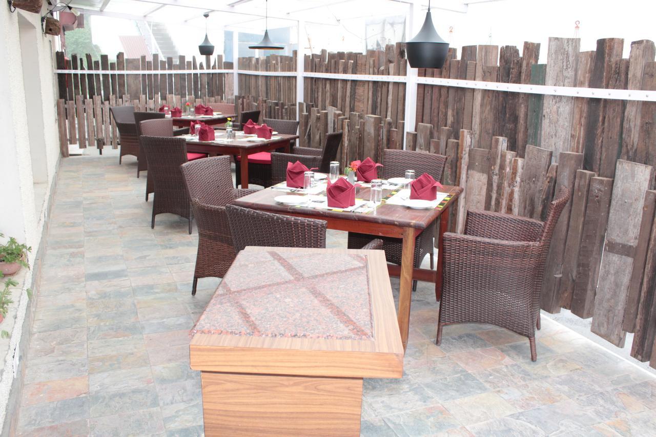 One Earth Royale Boutique Hotel Mussoorie Eksteriør billede
