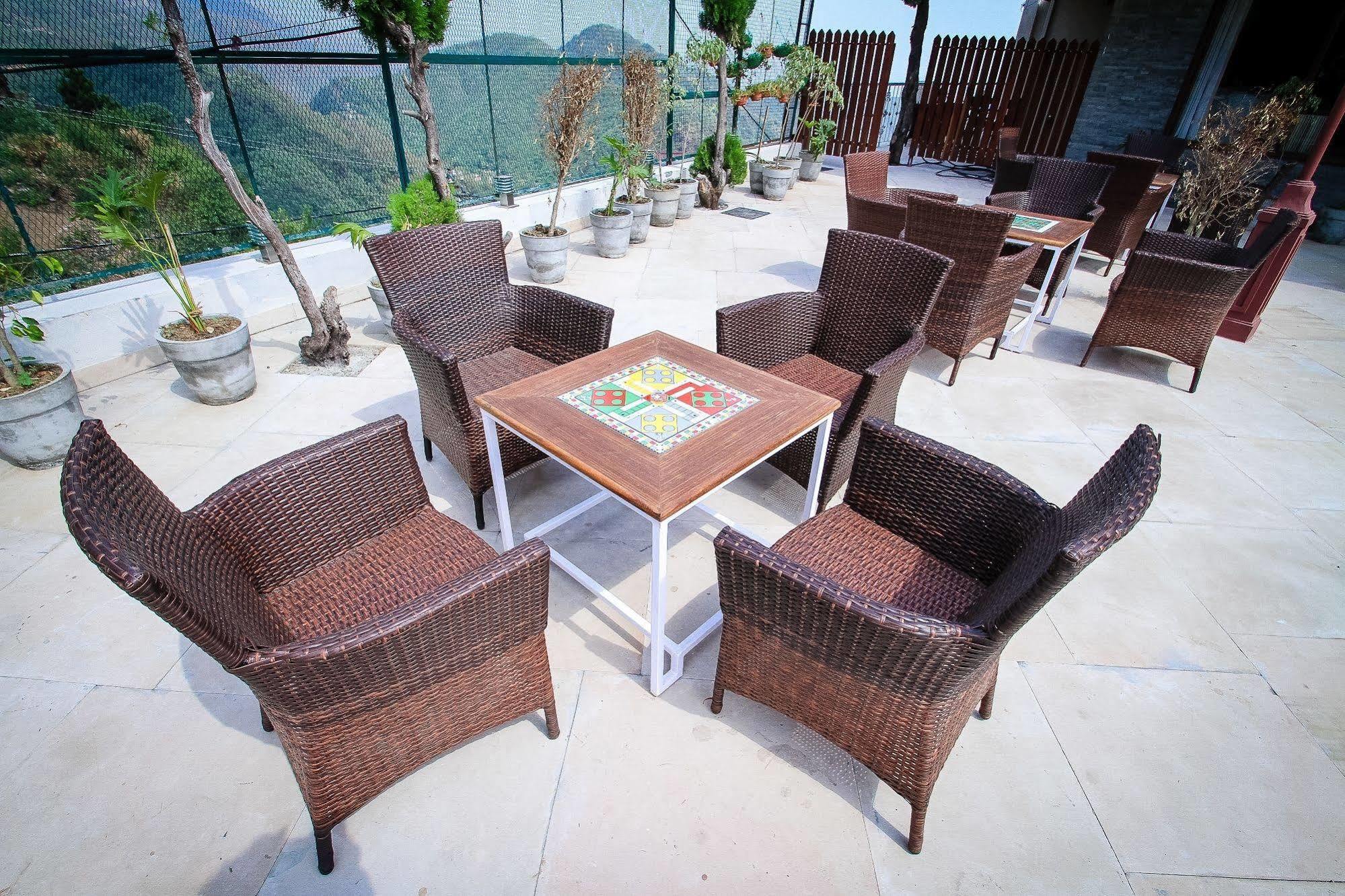 One Earth Royale Boutique Hotel Mussoorie Eksteriør billede