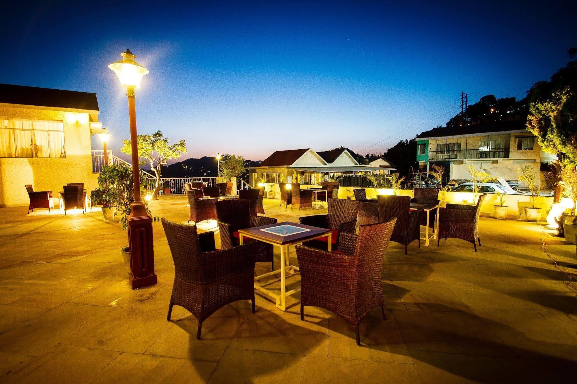 One Earth Royale Boutique Hotel Mussoorie Eksteriør billede