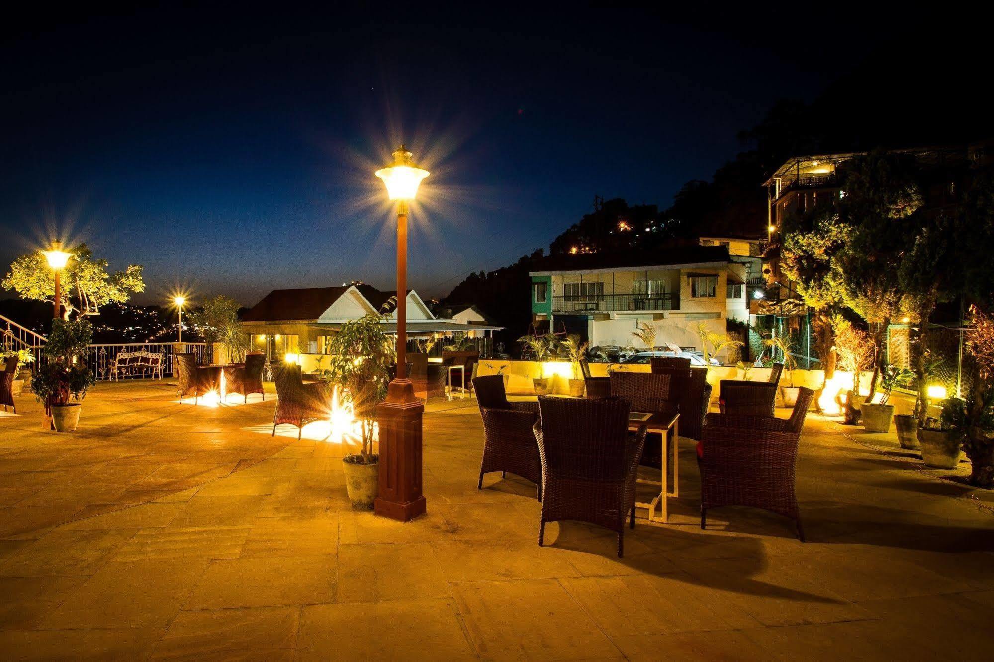 One Earth Royale Boutique Hotel Mussoorie Eksteriør billede
