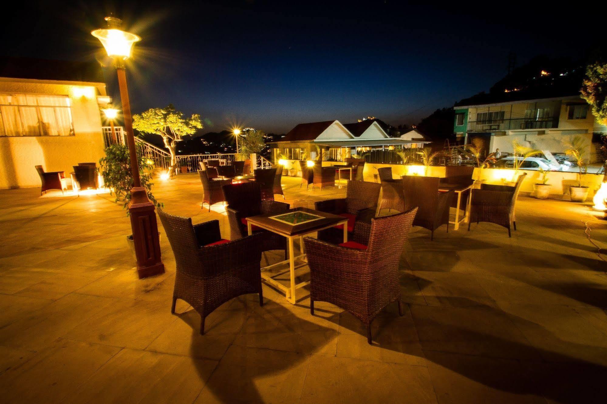 One Earth Royale Boutique Hotel Mussoorie Eksteriør billede