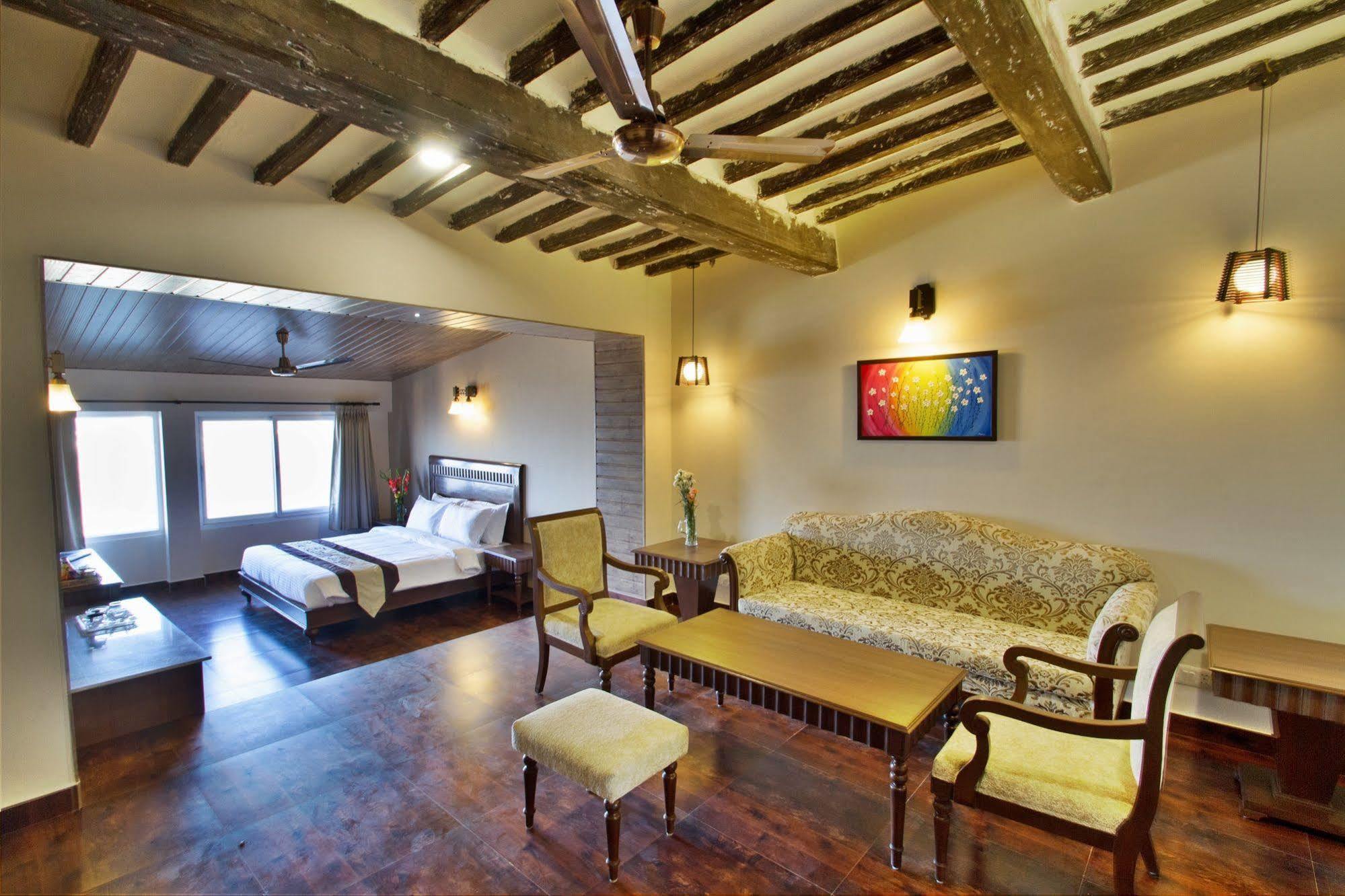 One Earth Royale Boutique Hotel Mussoorie Eksteriør billede