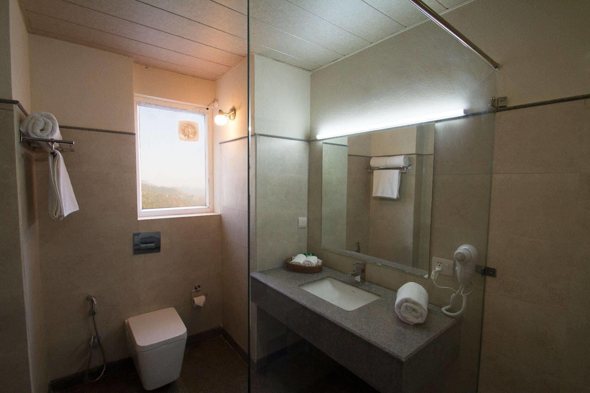 One Earth Royale Boutique Hotel Mussoorie Eksteriør billede