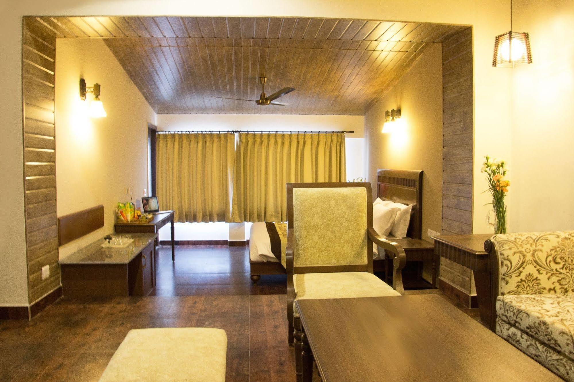 One Earth Royale Boutique Hotel Mussoorie Eksteriør billede