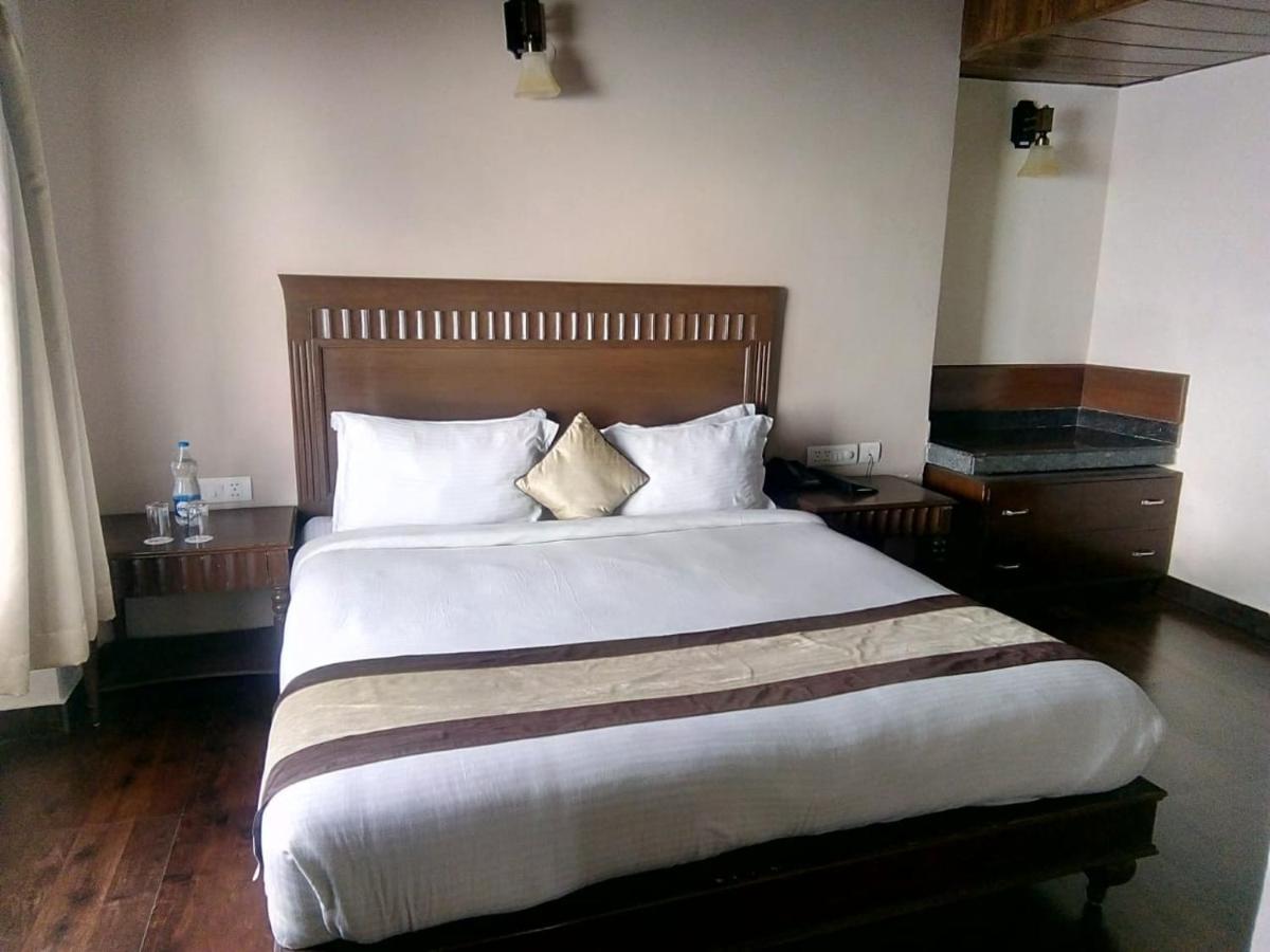 One Earth Royale Boutique Hotel Mussoorie Eksteriør billede