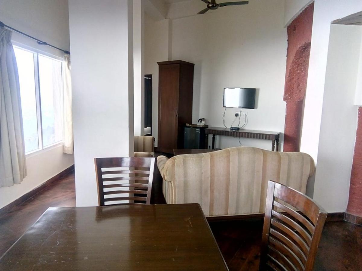 One Earth Royale Boutique Hotel Mussoorie Eksteriør billede